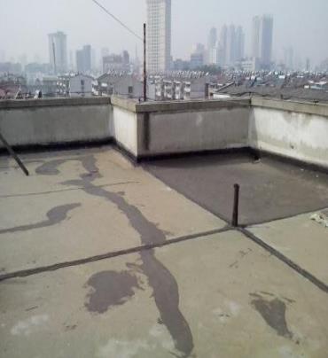 东方漏水维修 楼顶漏水是什么原因，楼顶漏水维修方法是什么?
